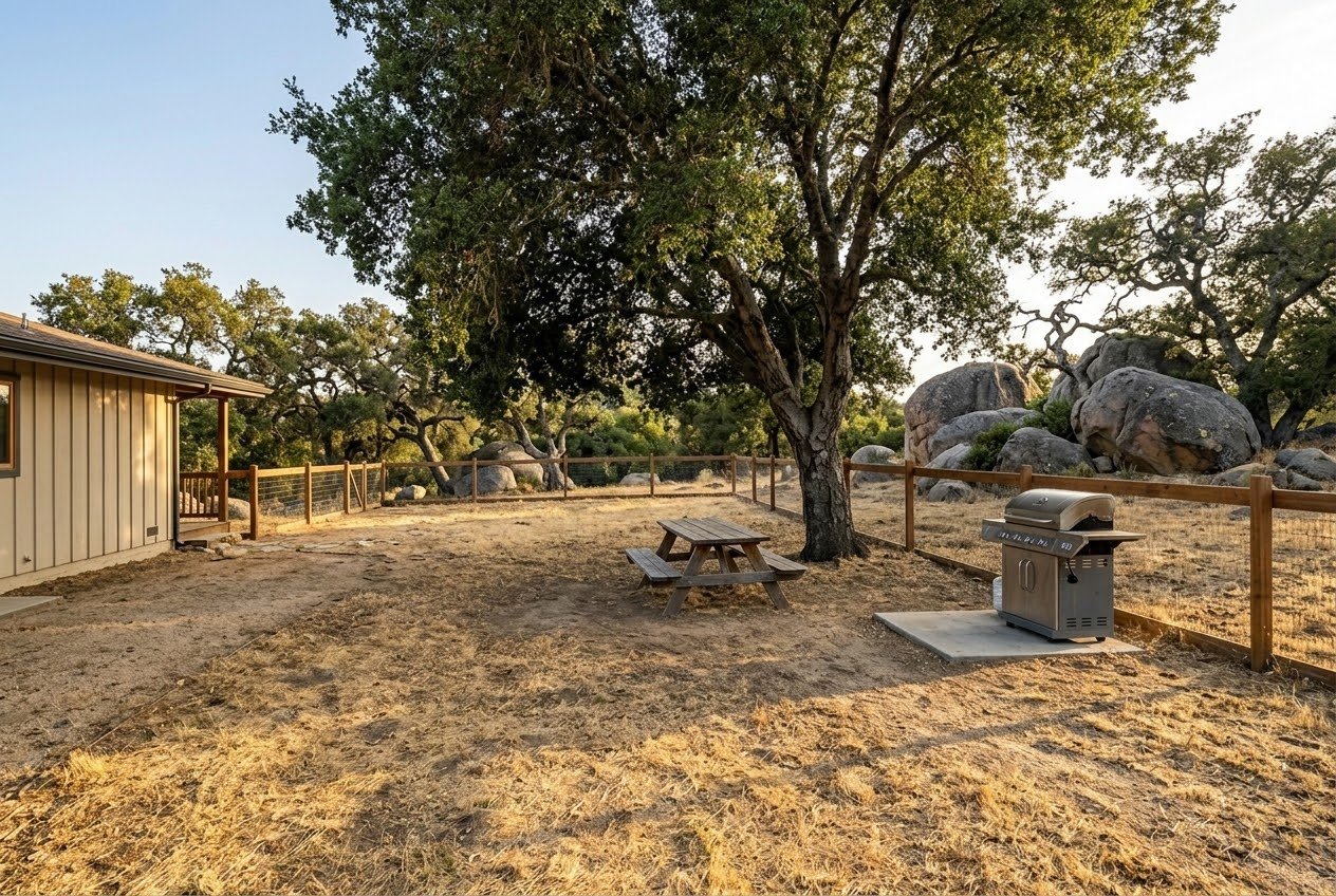 Granite Oak House interior photograph 4
